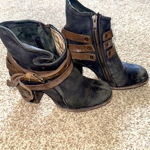 Freebird by Steven ankle boots